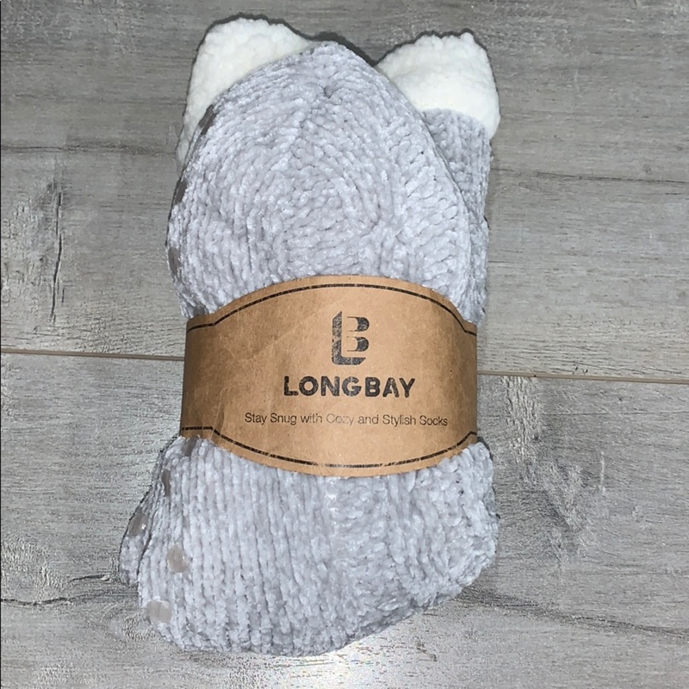 2/$25 Long Bay Warm Grey/White Slipper Socks 6-11